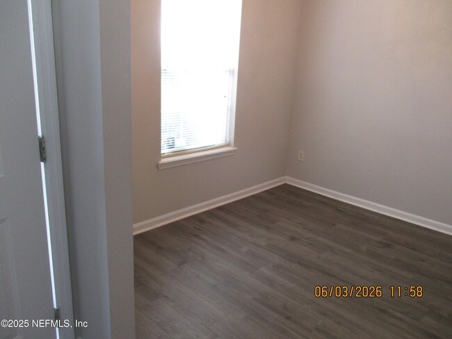 Building Photo - 3285 Avalon Dr