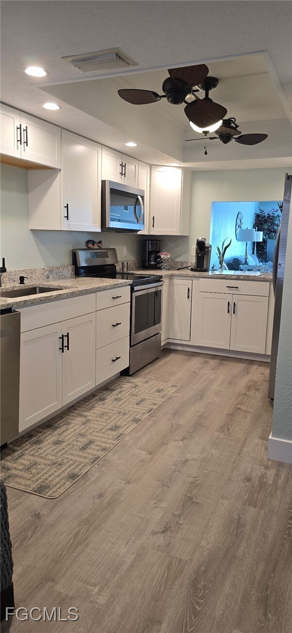 Building Photo - 434 Tudor Dr