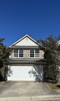 Building Photo - 204 Timber Wolf Trail