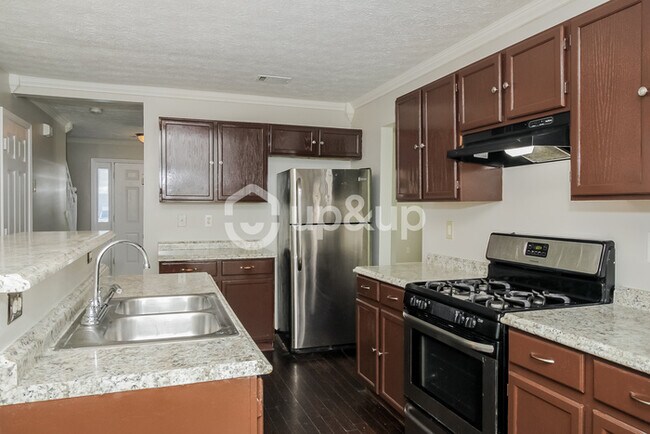 Building Photo - Fantastic 4bd/2.5ba home! Let yourself in!