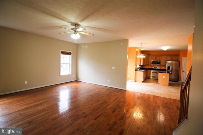 Building Photo - 35382 Gosling Ln