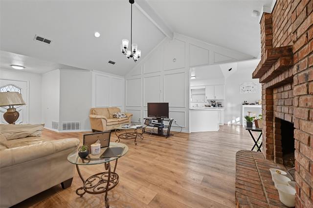 Building Photo - 1767 Kings Canyon Cir