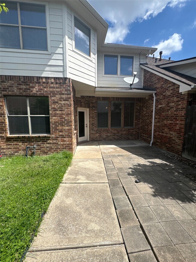 Building Photo - 506 Cypress Vista