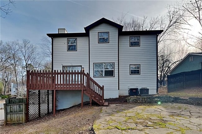 Building Photo - 385 Roswell Farms Rd