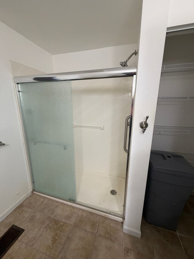 Building Photo - Nice 2-Bedroom Single Family Home Available in Ligonier