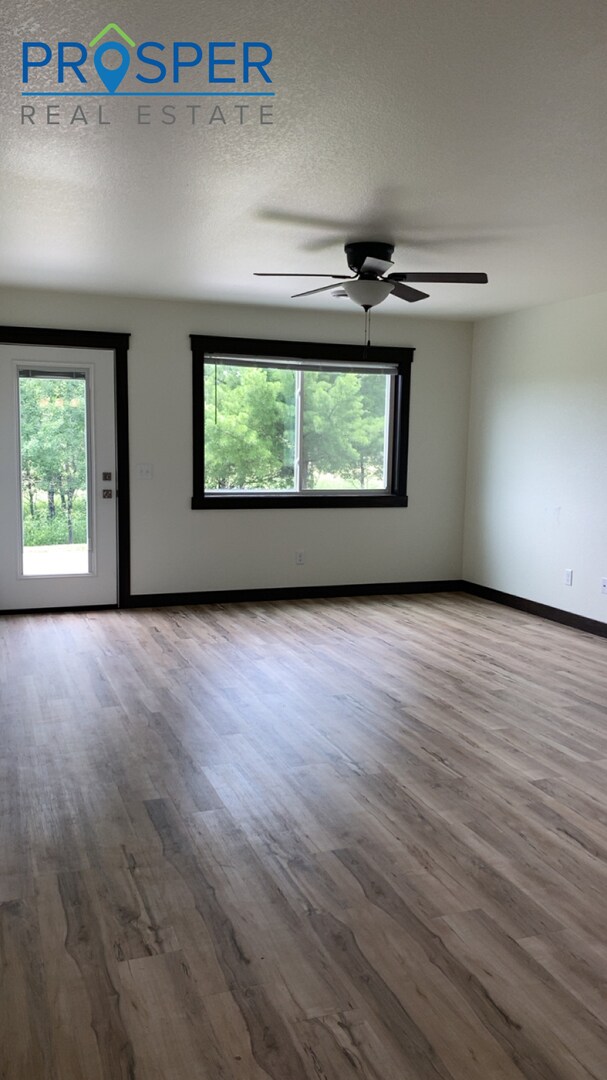 Building Photo - CO513X