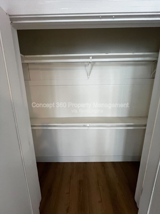 Building Photo - 1421 1/2 Obispo Ave