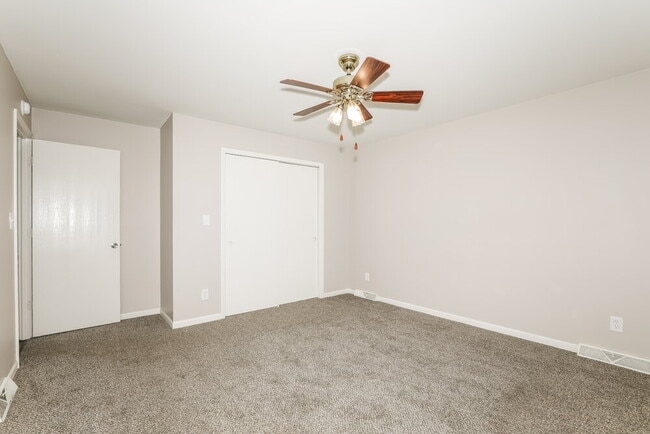 Building Photo - 3266 Sextant Dr