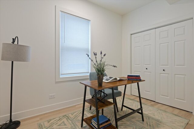 Building Photo - 1808 N Karlov Ave