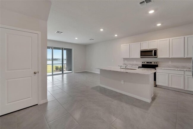 Building Photo - 17444 Crescent Moon Lp