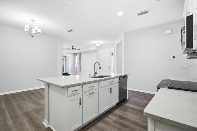 Building Photo - 5918 Fiore Dr