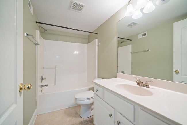 Building Photo - 961 College Pl Ct NW