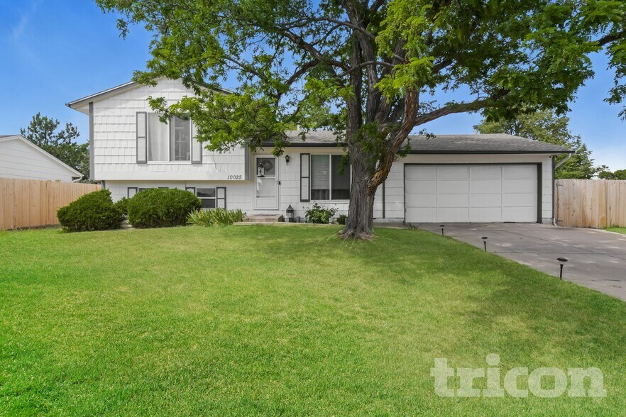 Primary Photo - 10025 Alcott St