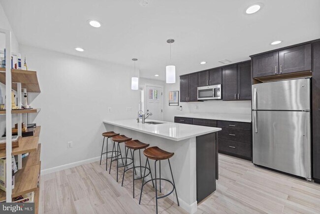 Building Photo - 5908 17th St NW