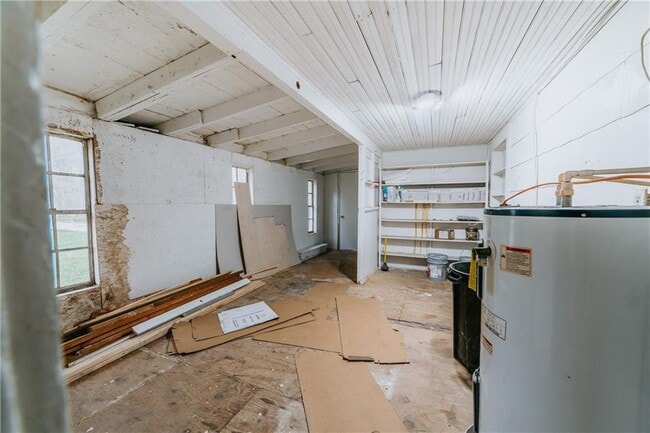 Building Photo - 8666 Shaw St