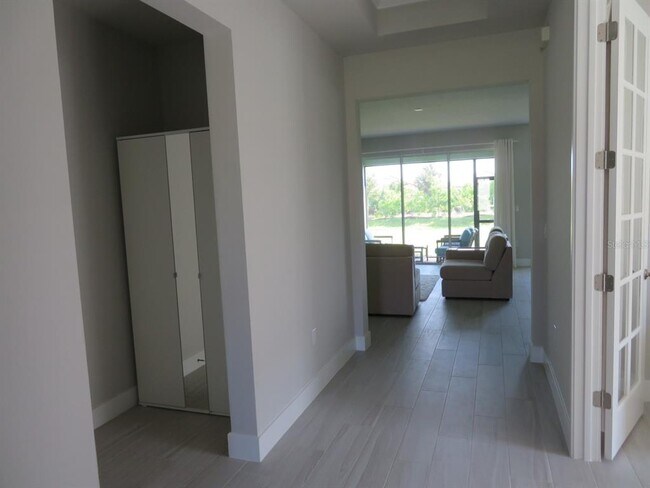 Building Photo - 20488 Bandera Pl