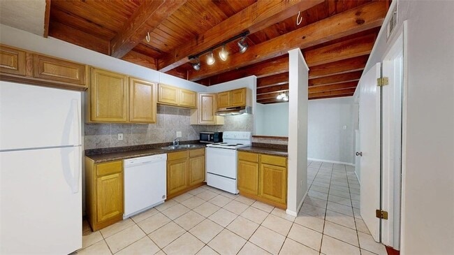 Building Photo - 2312 Auburn Ct