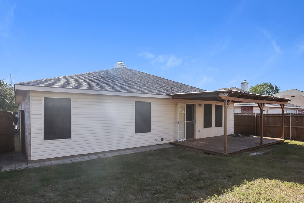 Building Photo - 5301 Royal Burgess Dr