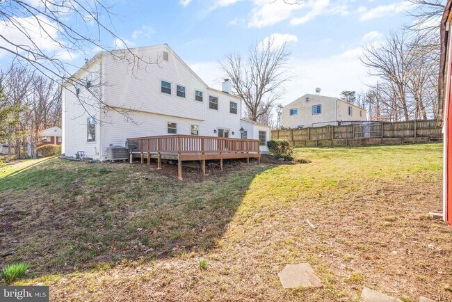 Building Photo - 9356 Birchwood Ct