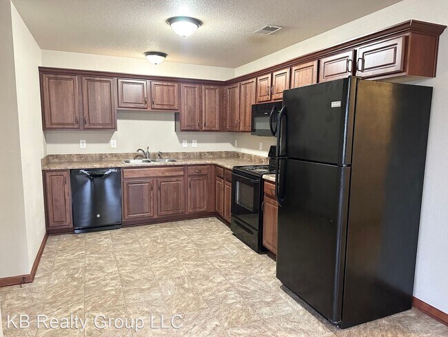 Building Photo - 3 br, 2 bath House - 138 SW Rock Garden Lane