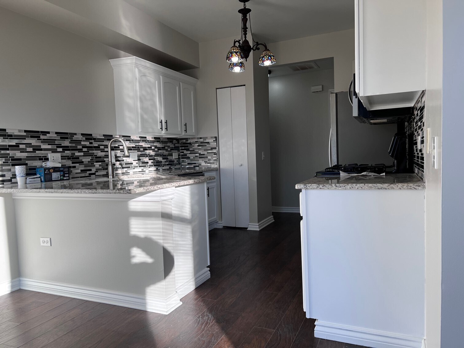 Kitchen - 3333 Bromley Ln