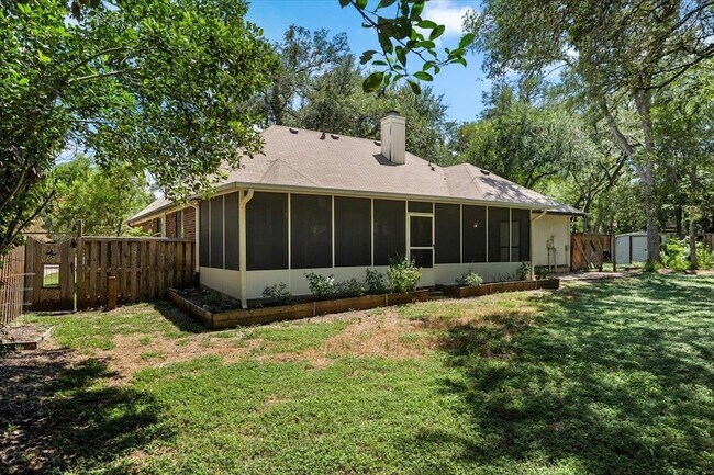 Building Photo - 10000 Brantley Bend