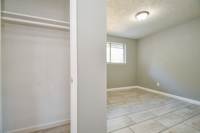 Building Photo - 7619 W Gulf Bank Rd