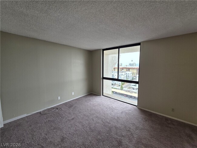 Building Photo - 3930 University Center Dr