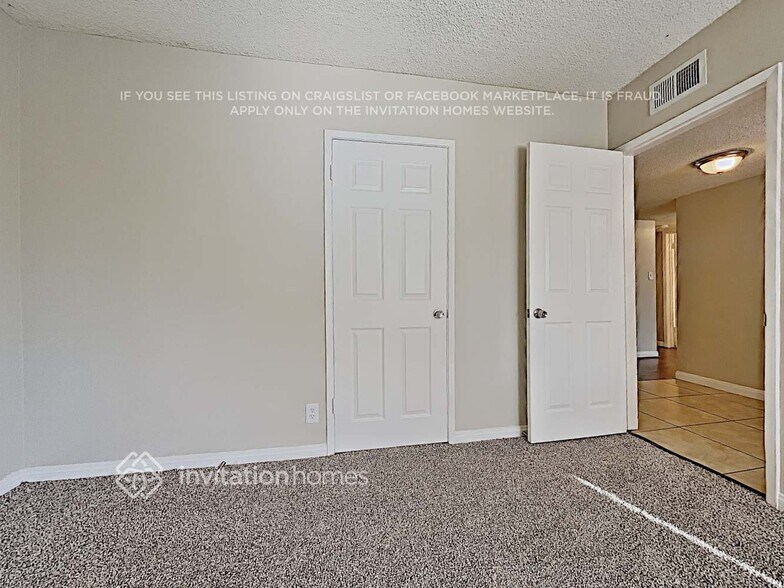 Building Photo - 16745 Archwood St