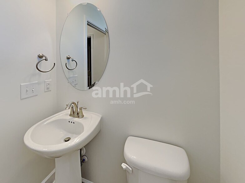 Building Photo - 3580 Butler Rd