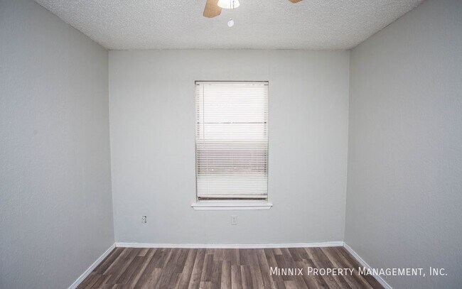 Building Photo - 7402 Waco Ave