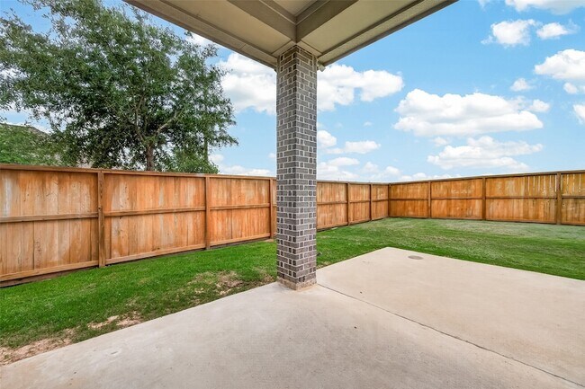 Building Photo - 2619 Lilac Point Ln