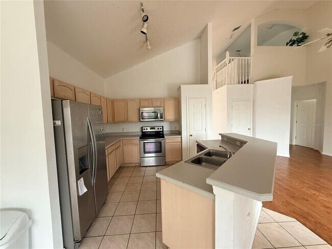 Building Photo - 2918 Blooming Alamanda Loop