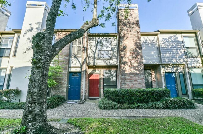 Building Photo - 1201 McDuffie St