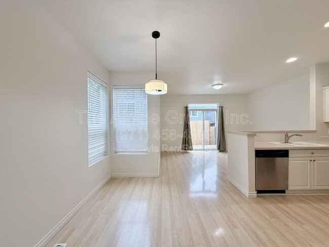 Building Photo - 5817 NW 174th Ave