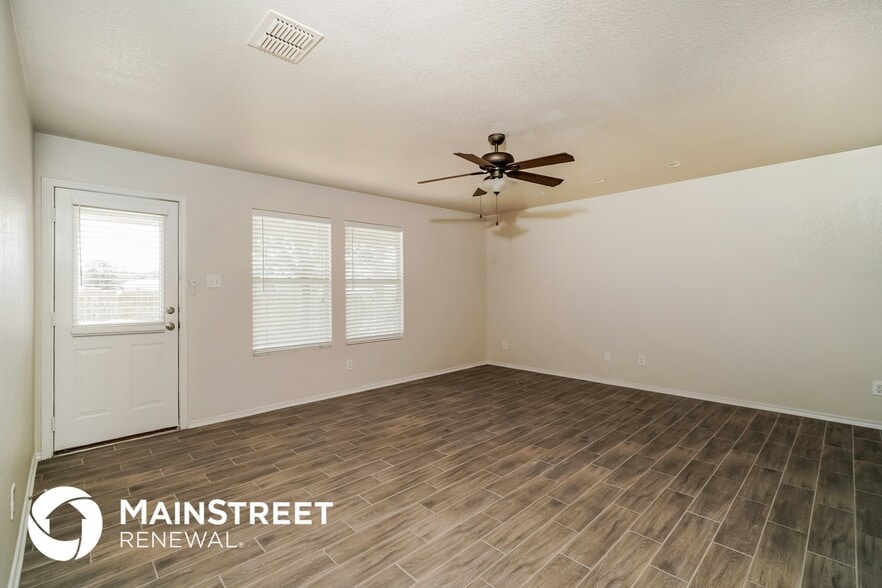 Building Photo - 8002 Derby Vista