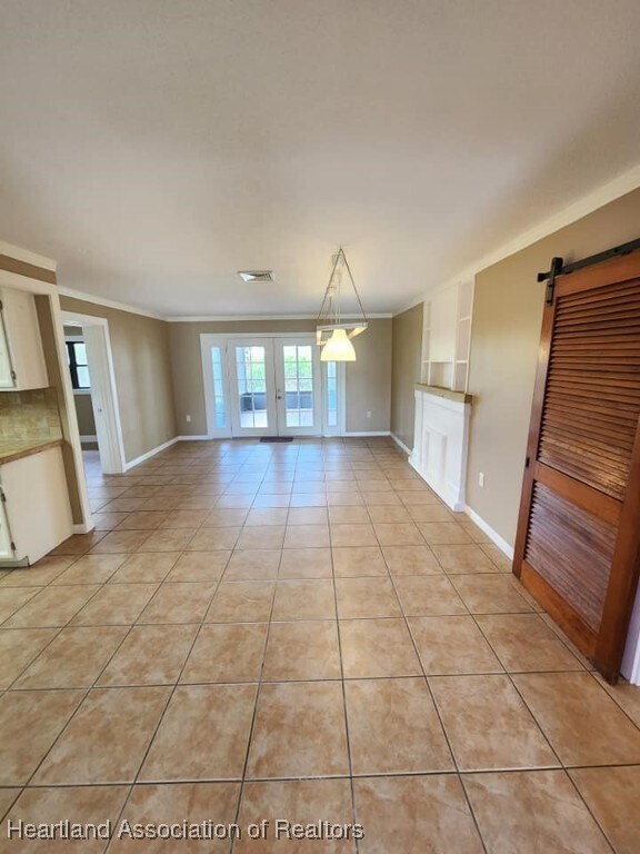 Building Photo - 2636 Queenswood Dr