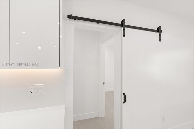 Building Photo - 6030 SW 109th Ct