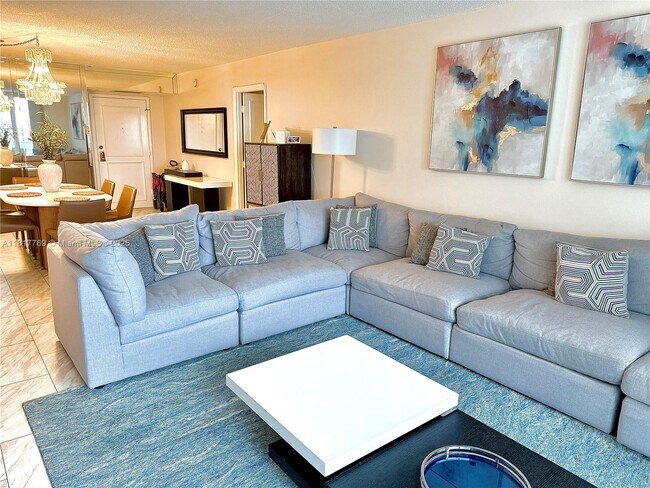 Building Photo - 3800 S Ocean Dr