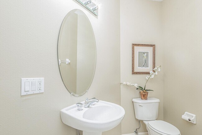 Building Photo - 8936 Sandshot Ct