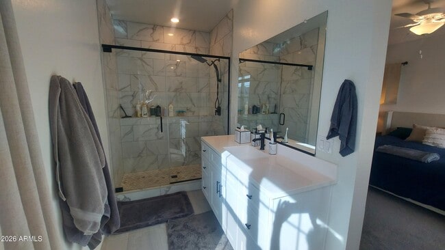 Building Photo - 290 E Markwood Dr