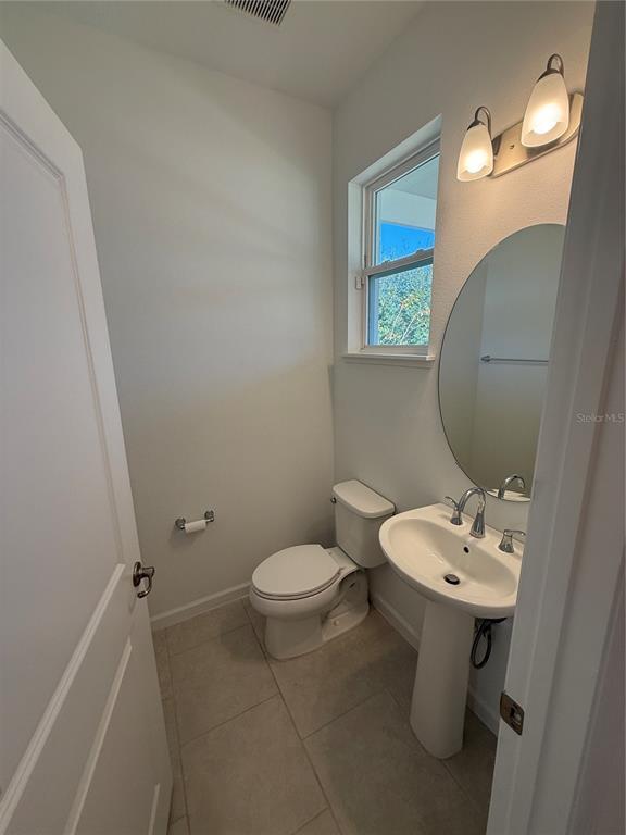 Building Photo - 2508 Cedar Rose St