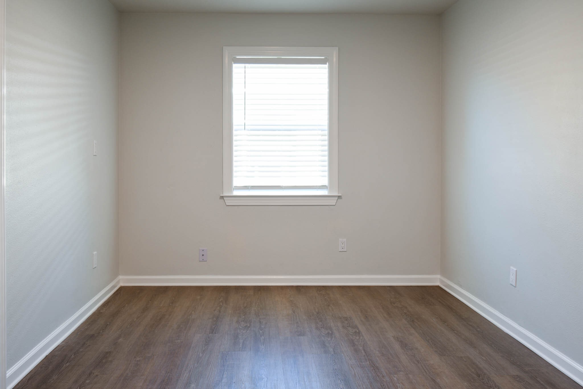 Building Photo - 5094 J E L Drive