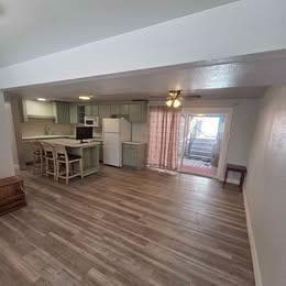 Building Photo - 3876 S Lee Maur St