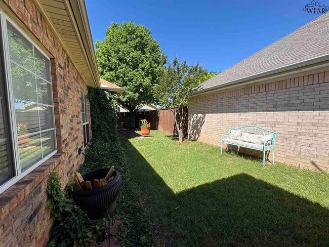 Building Photo - 2916 Radney Ln