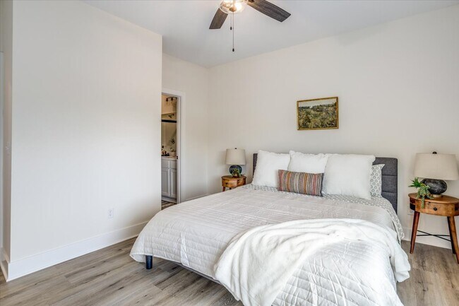 Building Photo - 519 Briarbrook Ln