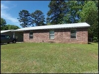 Building Photo - 13500 Marietta Dr