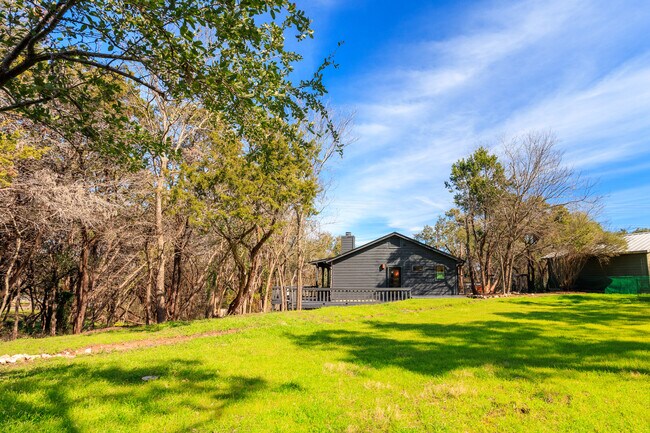 Building Photo - 708 El Viejo Camino