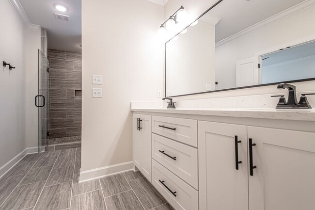 Building Photo - Newer Construction 3 bed 2 1/2 Bath, 2,020 sqft in West Little Rock