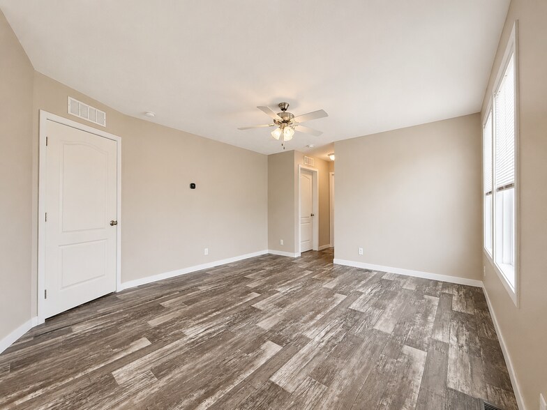 Building Photo - 12556 Margaret Ct